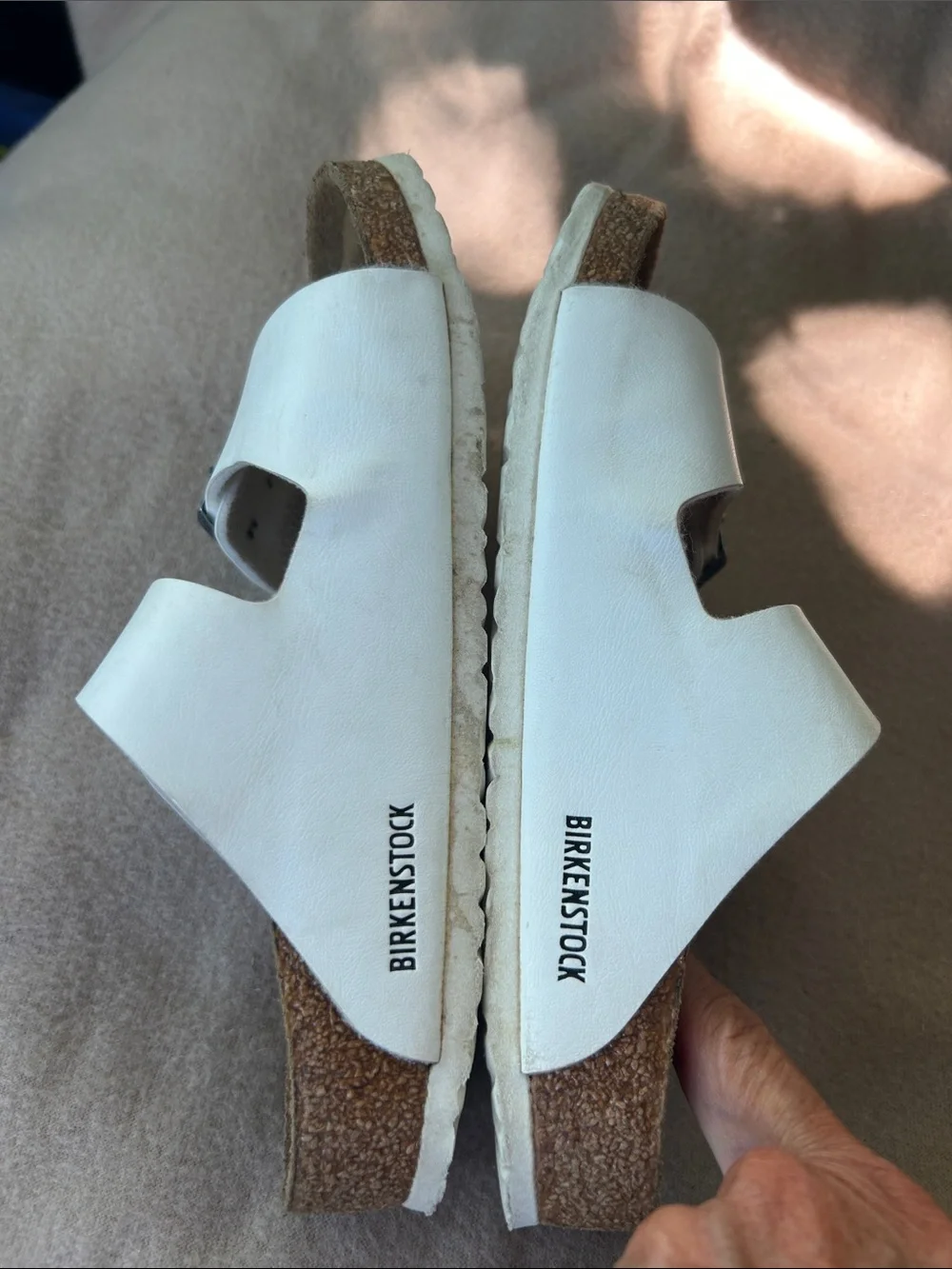 Birkenstock Arizona White Kids Two-Strap Sandals size 2(33))